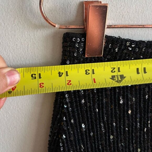 Lorane Women Sparkling Glittery Effect Sequin Back Zip Skirt Black Size Medium - Picture 2 of 9